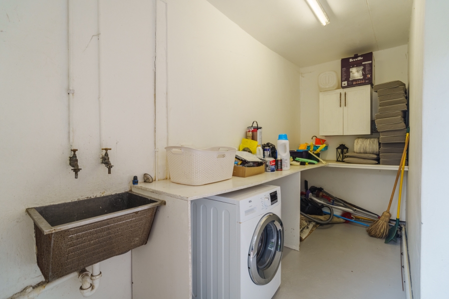 3 Bedroom Property for Sale in Victorskloof Western Cape